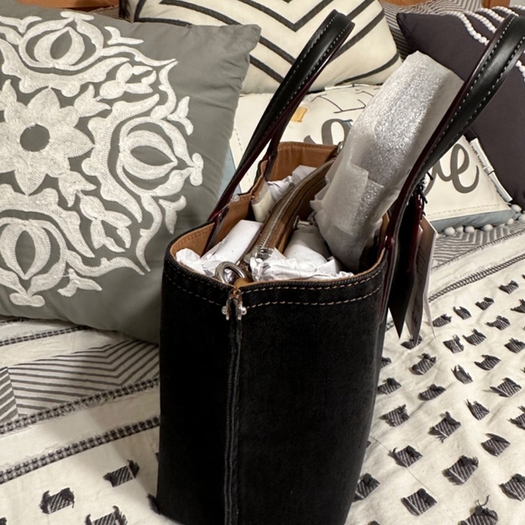 Coach Willow 24 - Black Denim - Picture 2 of 3